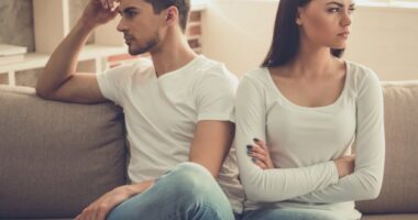 Emotional Distance In Marriage : 7 mysterious Issues That Causes Emotional Distance