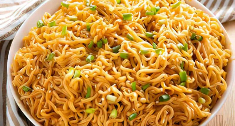 13 Reasons Why You Should Avoid Having Instant Noodles