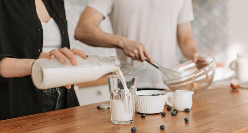 Ways Cooking Together Help Foster Healthy Relationships